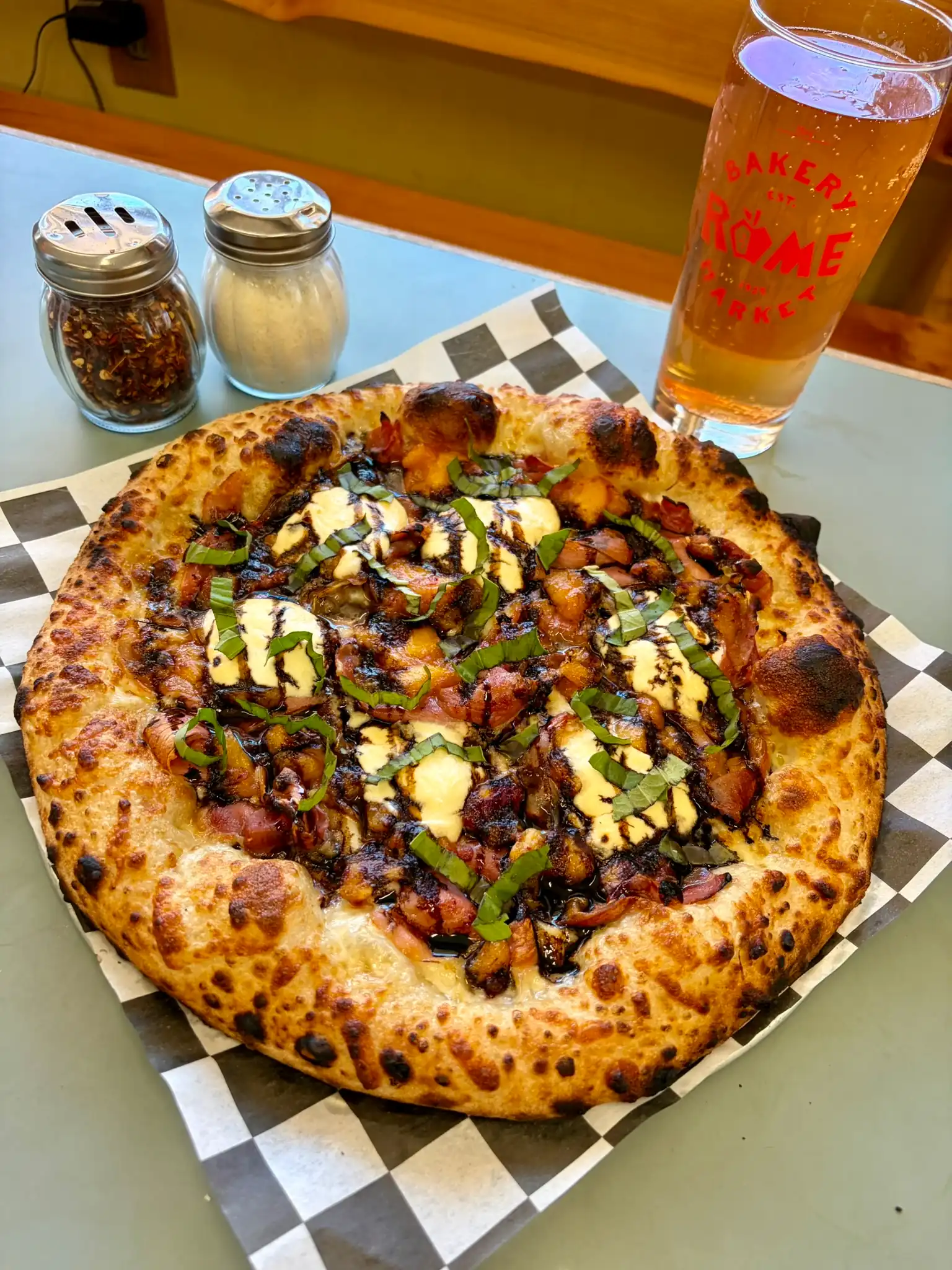 Topdown view of a pizza